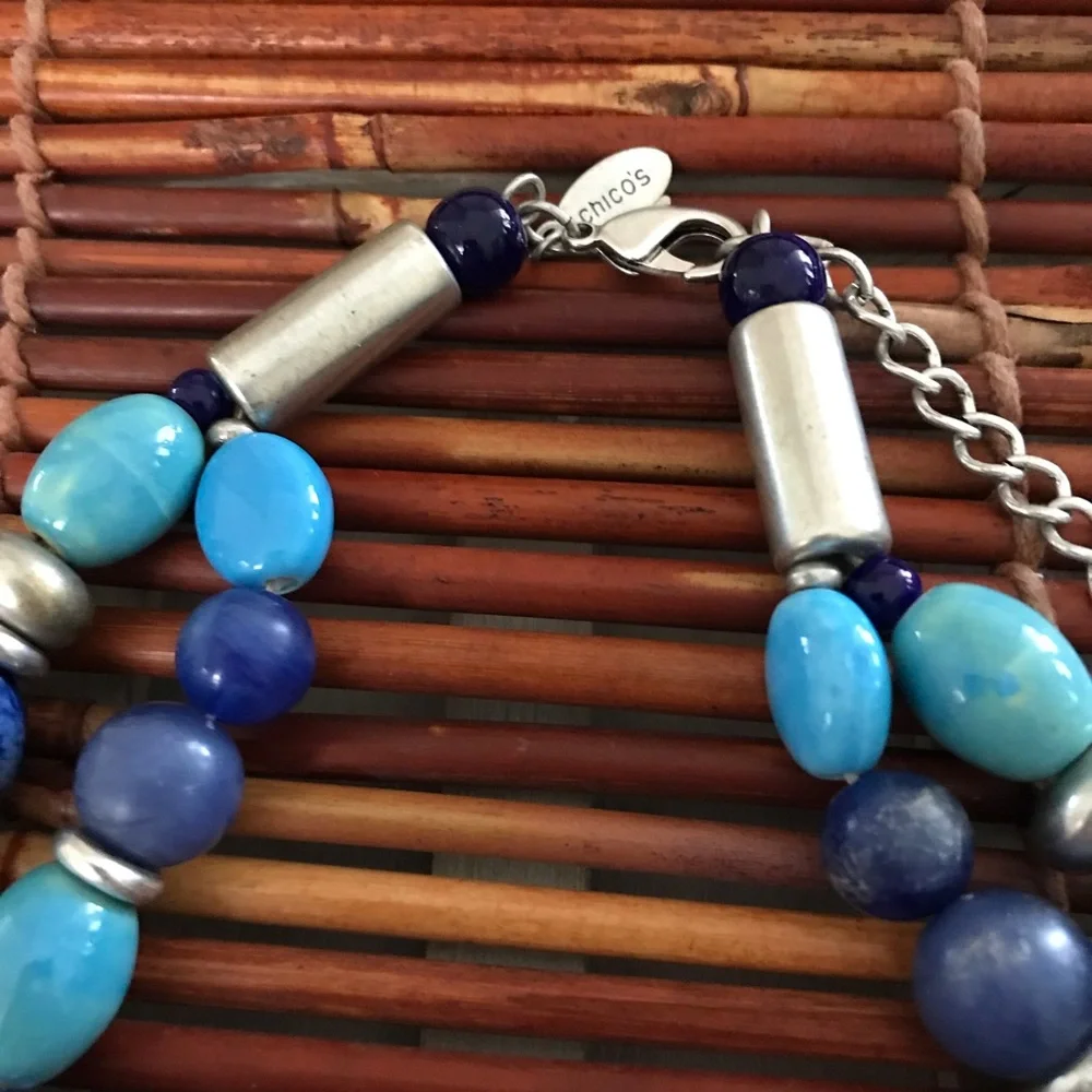 Chico’s Multi Strand Blue Ceramic Pendant Necklace - Picture 4 of 5